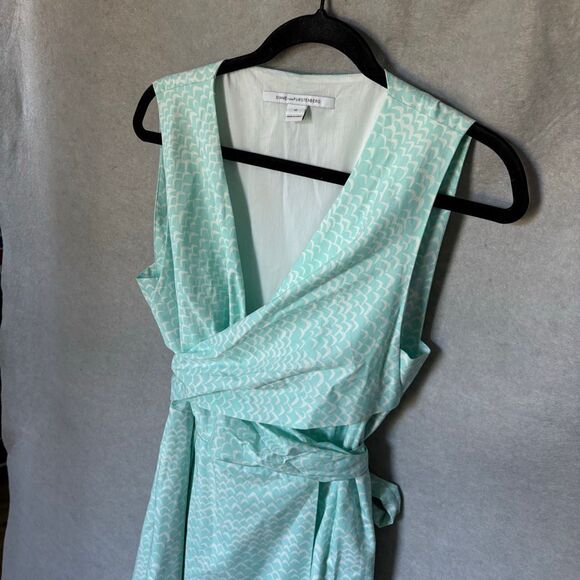 DVF Carol Mini Wrap Cotton Light Blue Aqua Lightweight size 10 Dress V-neck - Picture 3 of 9